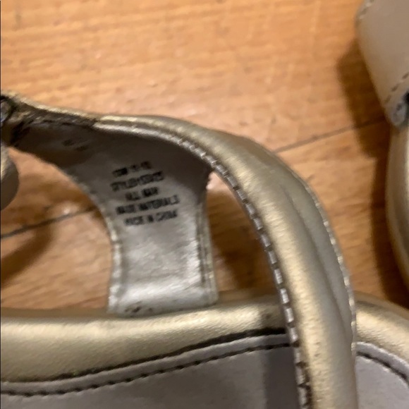 Jumping Jacks Sandals - Picture 4 of 6